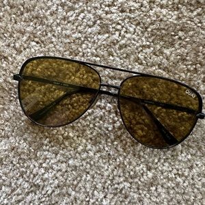 QUAY X DESI “SAHARA” aviators
